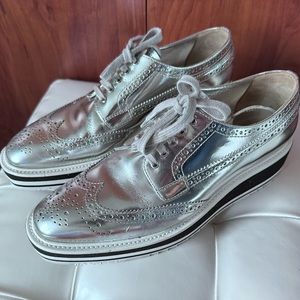 PRADA PLATFORM OXFORD SHOES (SIZE 8) METALLIC SILVER